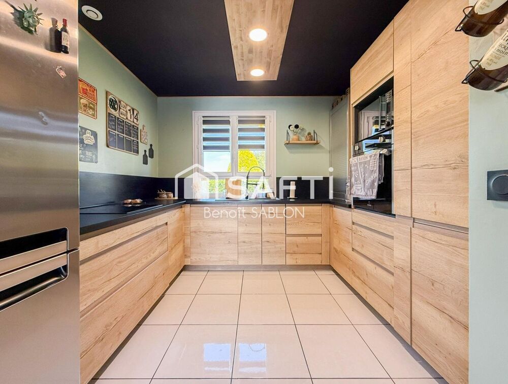 Vente Maison Maison 150m², grand séjour, 4 chambres et sous-sol Etretat