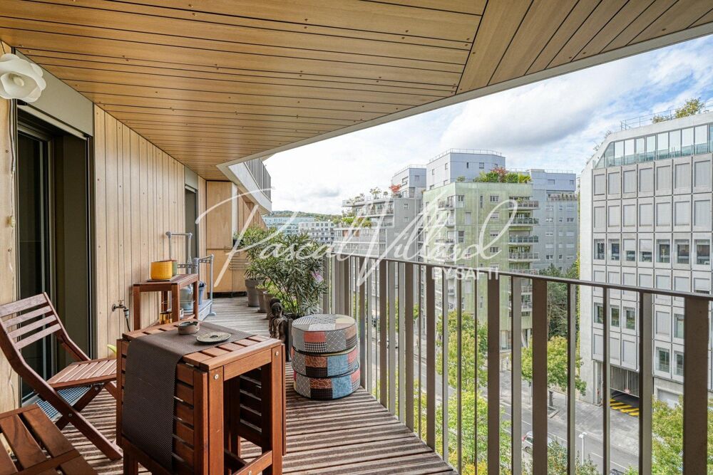 Location Appartement 4 PIECES A LOUER -  MEUBLE -   DANS LE QUARTIER RIVES DE SEINE A BOULOGNE. Boulogne-billancourt