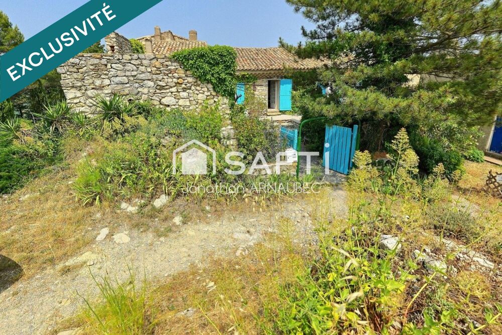 Une maison de caractère en pierre, avec jacuzzi et vue panoramique, pour vivre la Provence autrement.