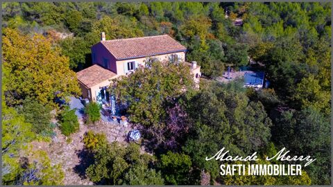   V�ritable havre de paix Maison - 8 pi�ce(s) - 170 m�