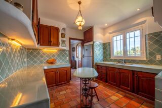  Maison  vendre 8 pices 247 m