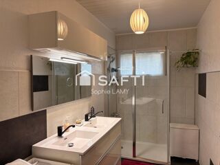  Maison � vendre 6 pi�ces 130 m�