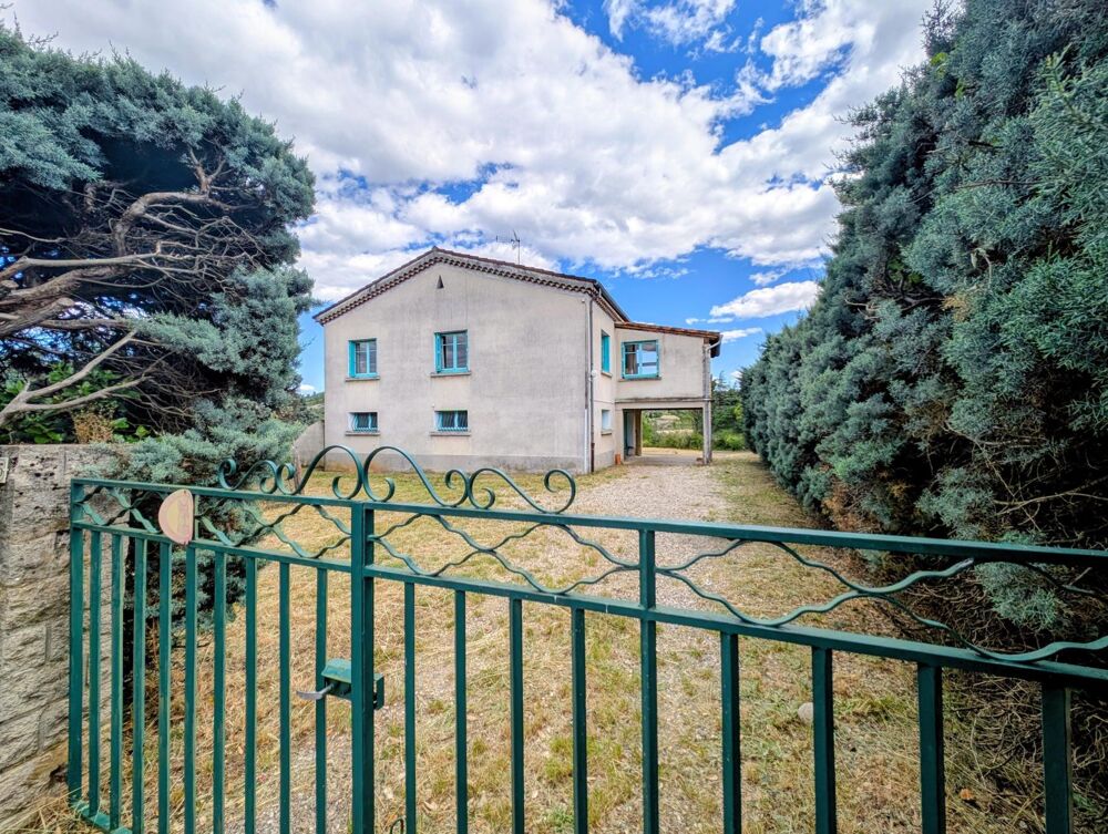 Vente Maison Maison à renover au coeur de Lachapelle sous aubenas avec terrain constructible. Lachapelle-sous-aubenas