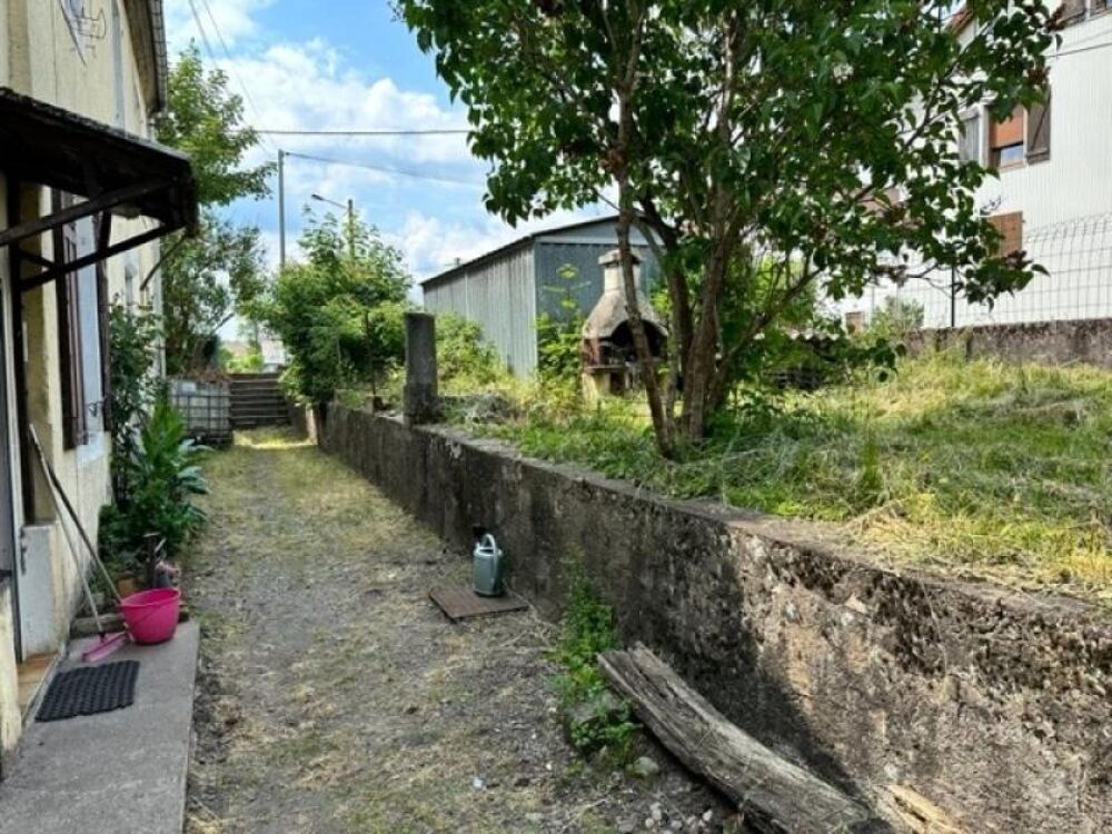 Vente Appartement Grand appartement à rénover au Thillot . Le thillot