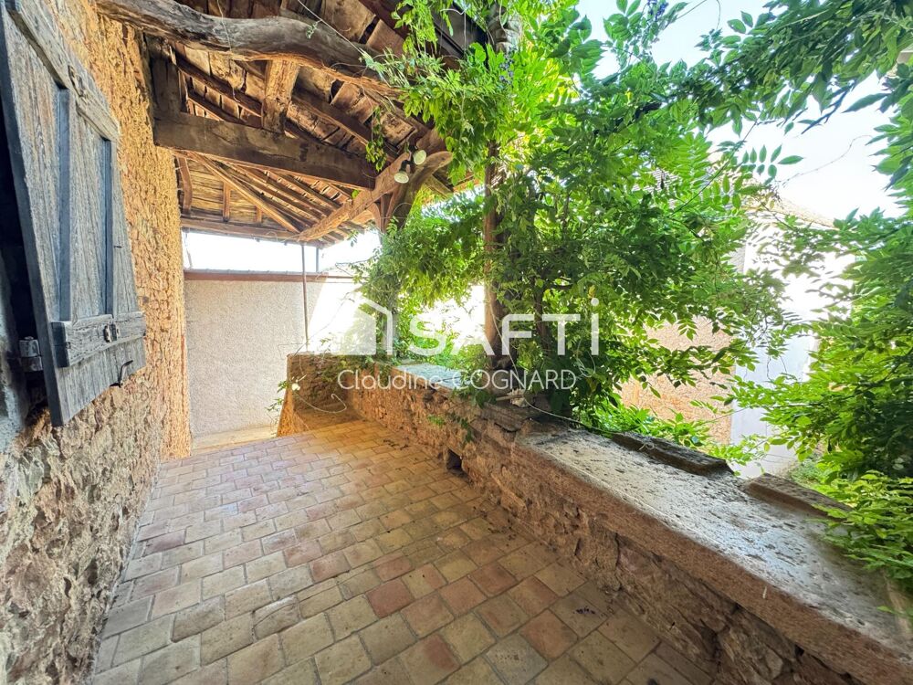 Vente Maison Maison pleine de charme, terrasse et beau potentiel Vergisson