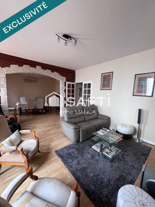  Maison à vendre 9 pièces 222 m²