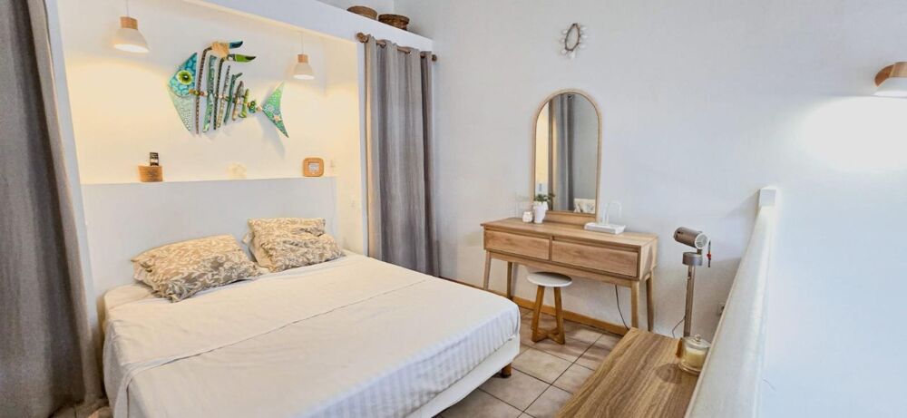 Vente Appartement Appartement T2 duplex rénové Sainte-anne