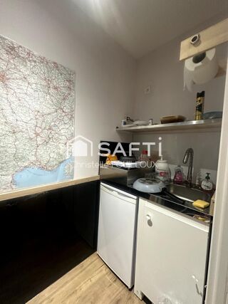  Immeuble à vendre 700 m² Benet