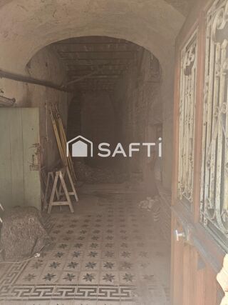  Immeuble � vendre 331 m�