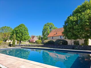  Maison à vendre 15 + pièces 760 m²