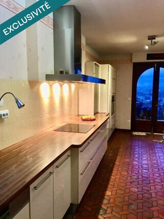  Maison � vendre 10 pi�ces 358 m�