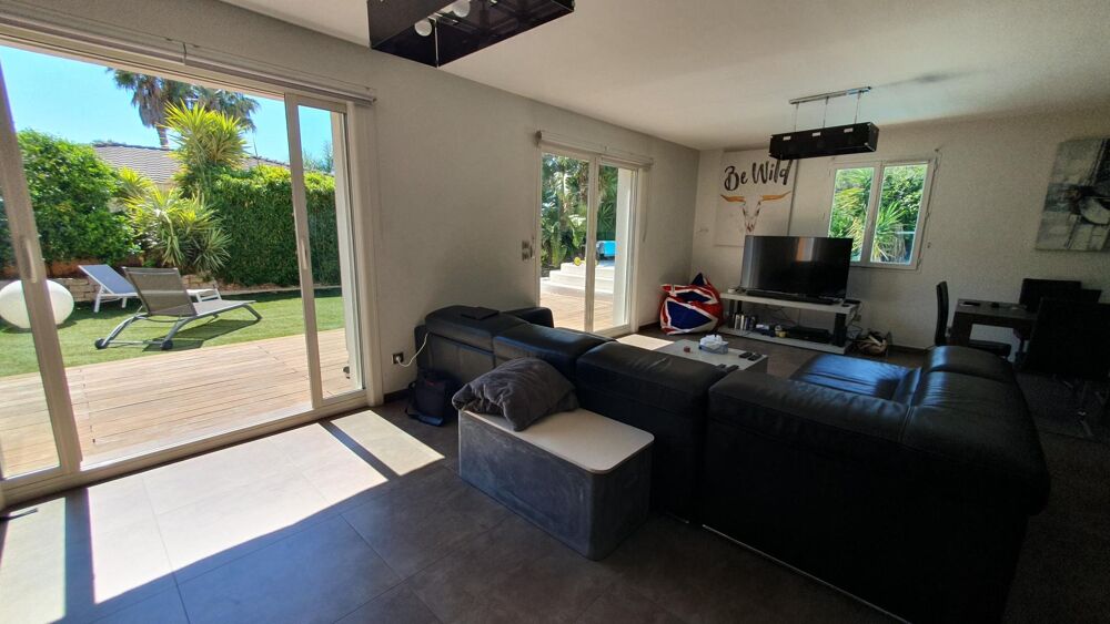 � vendre  Maison Carqueiranne (83320)
