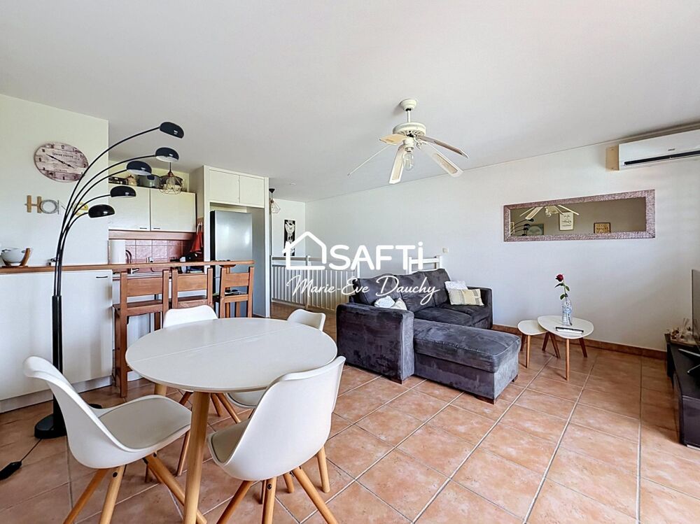 Gosier T2 duplex meublé en résidence avec piscine