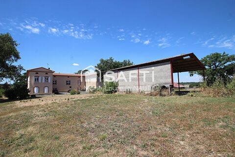   B�tisse du 18�me rare et exceptionnelle en position dominante � 520m� au sol � Terrain 1,4Ha Maison - 6 pi�ce(s) - 223 m�