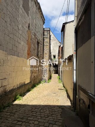 Immeuble à vendre 374 m² Angers