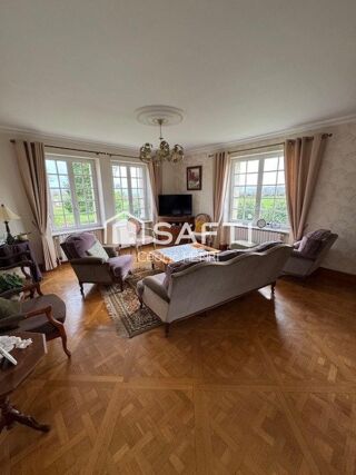  Maison � vendre 6 pi�ces 205 m�