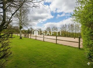  Maison à vendre 15 + pièces 468 m²
