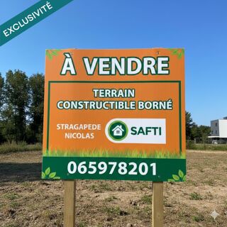  Terrain à vendre 706 m²