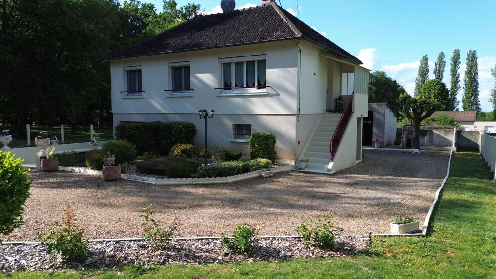 Location Maison A louer à Tracy sur Loire, maison de 67 m² sur 1963 m² de terrain. Tracy-sur-loire