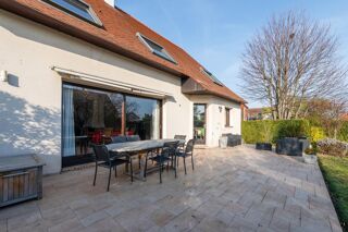  Maison  vendre 7 pices 196 m