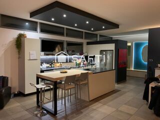  Maison � vendre 6 pi�ces 200 m�