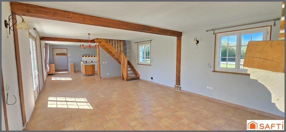 Maison, dépendance rénovée et 9 000 m²