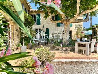  Maison � vendre 8 pi�ces 219 m�