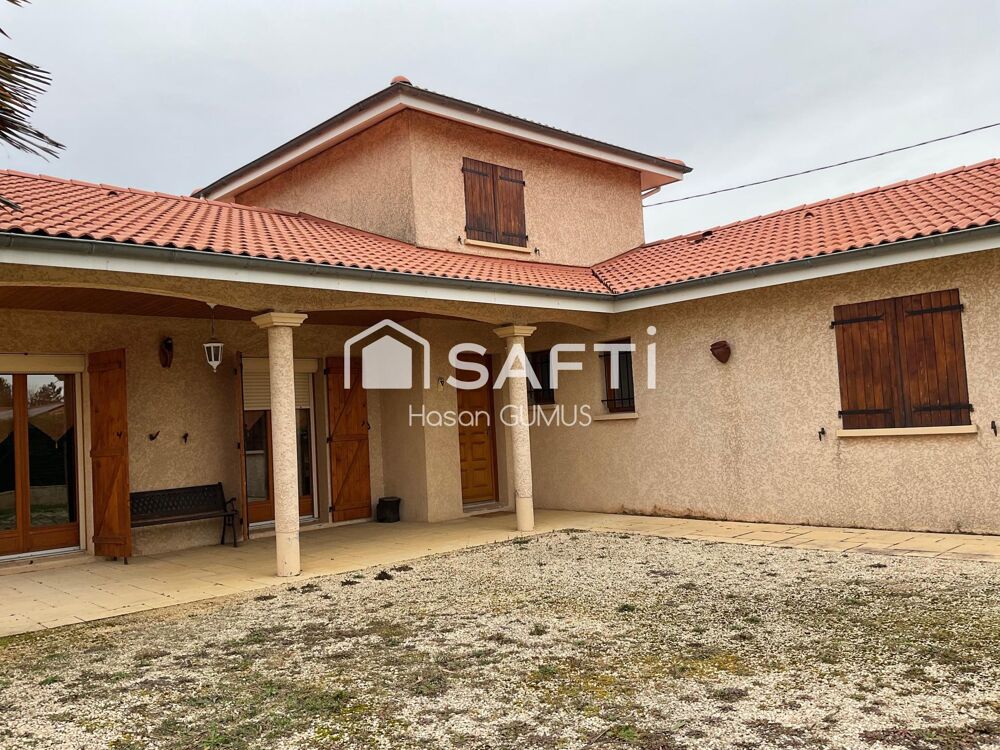 Vente Maison Maison lumineuse de 99 m² avec piscine et un vaste terrain ,vrai coin de paradis Estrablin