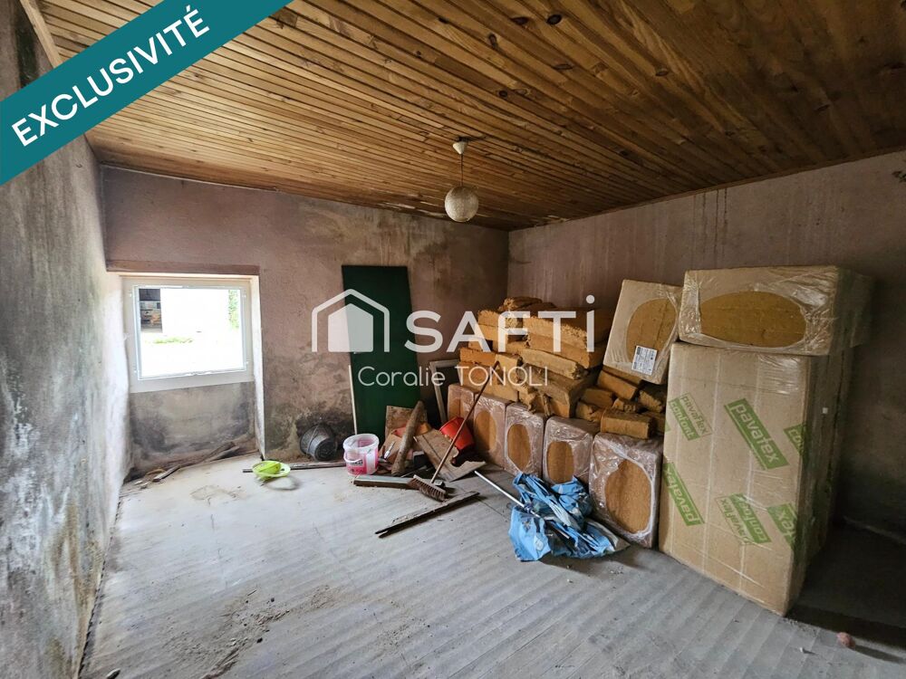 Maison à rénover  Toiture neuve  Fort potentiel