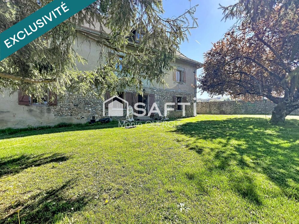 Maison dauphinoise, T7 terrain plat 3657 m², clos.