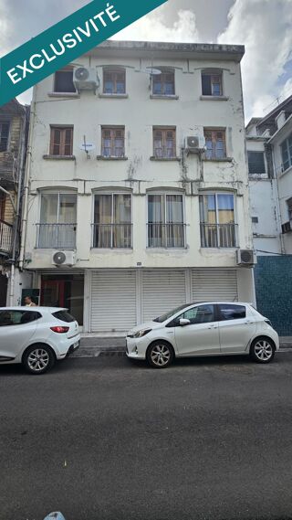  Immeuble à vendre 143 m²