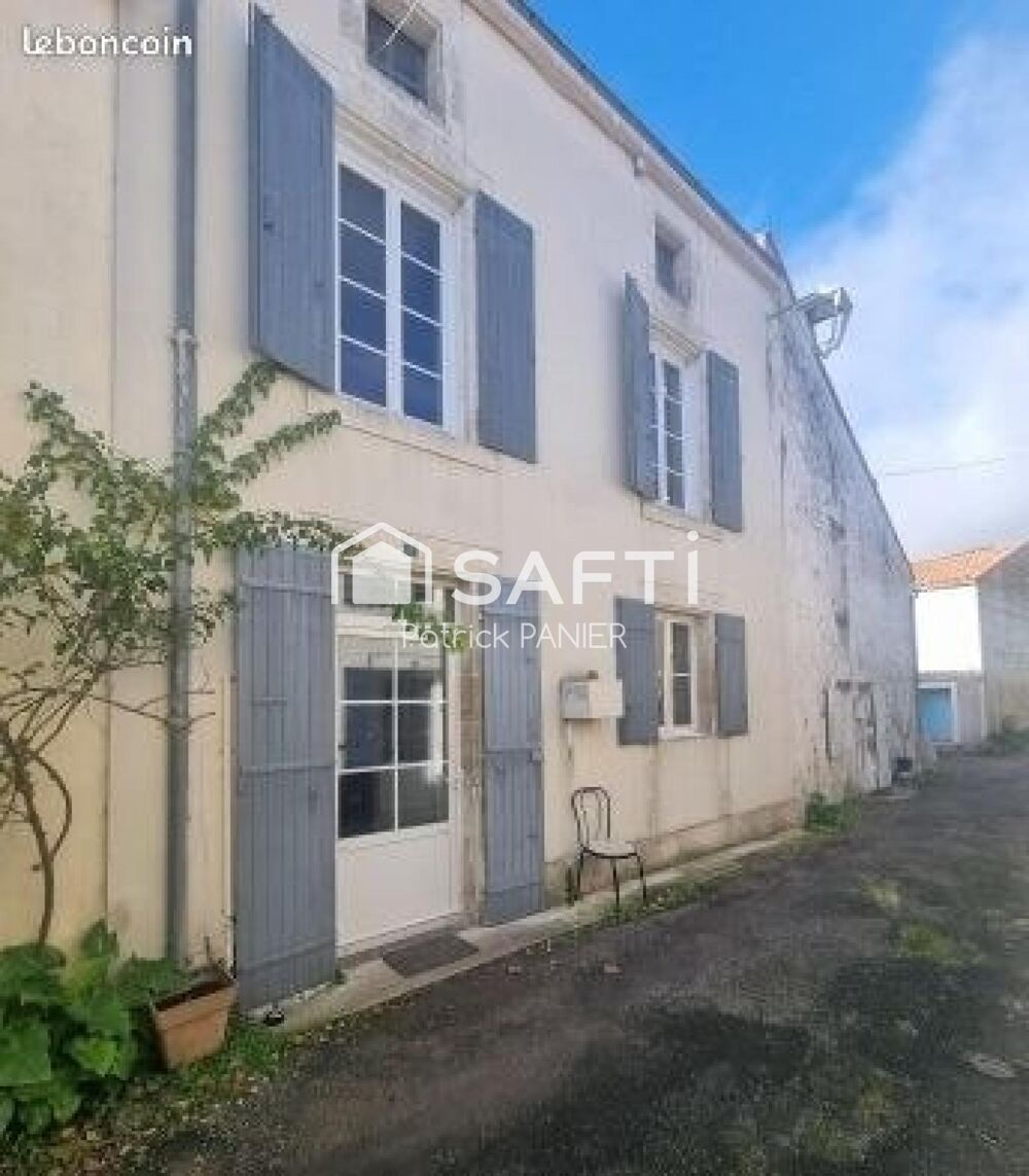 Vente Maison Maison trois pièces avec locataires avec jardin non attenant Dampierre-sur-boutonne