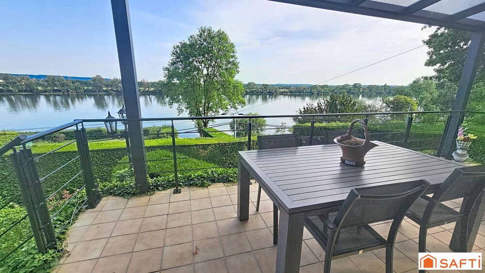 accès privé à la Seine+banquette d'accostage+mise à l'eau pour bateau