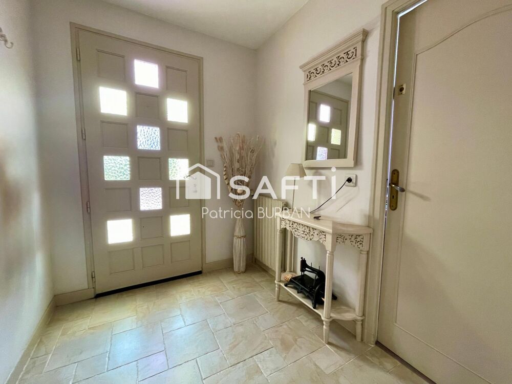 Maison 163 m2, 4 chambres, 2337 m2 de terrain