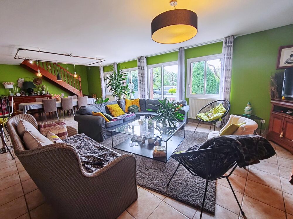 Maison 4chbs,grande pièce à vivre, jardin+champ