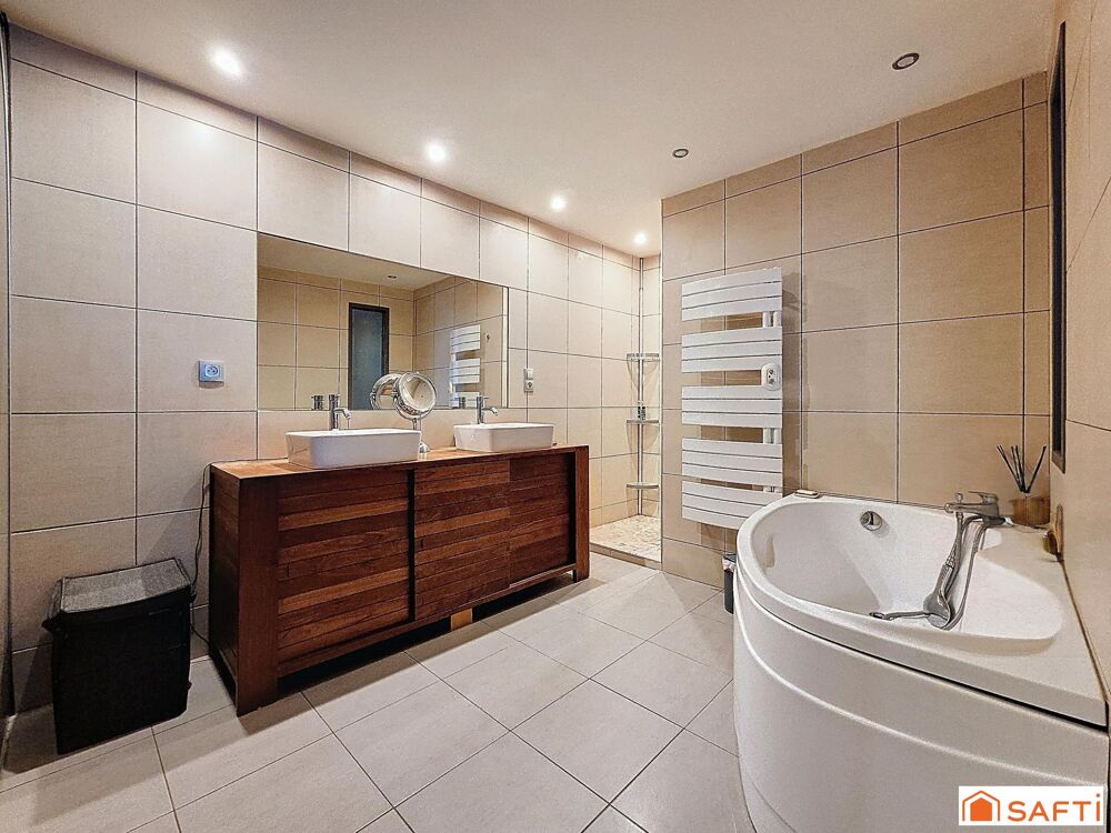 Vente Appartement TRIPLEX 113 m² + PLATEAU AMÉNAGEABLE 43 m² Villefranche-sur-saone