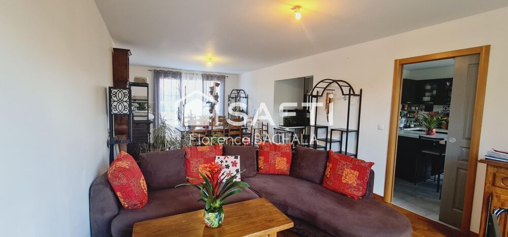 Maison familiale de 2013 de 173 m² avec 5 chambres, possibilité 7 chambres sur 659 m² de terrain