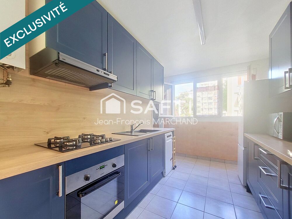 A 12 minutes à pied de la gare RER de Poissy - T4 - 69m2 - 3 chambres - Cave