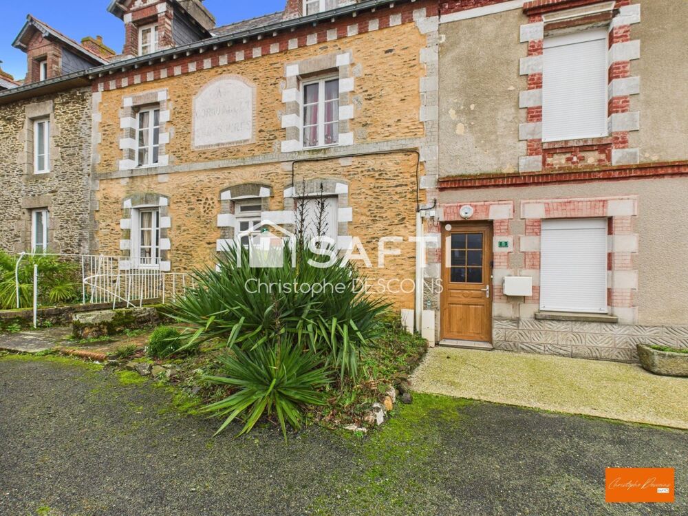 Maison de ville de charme en pierre avec jardin à Saint-Aignan-de-Couptrain