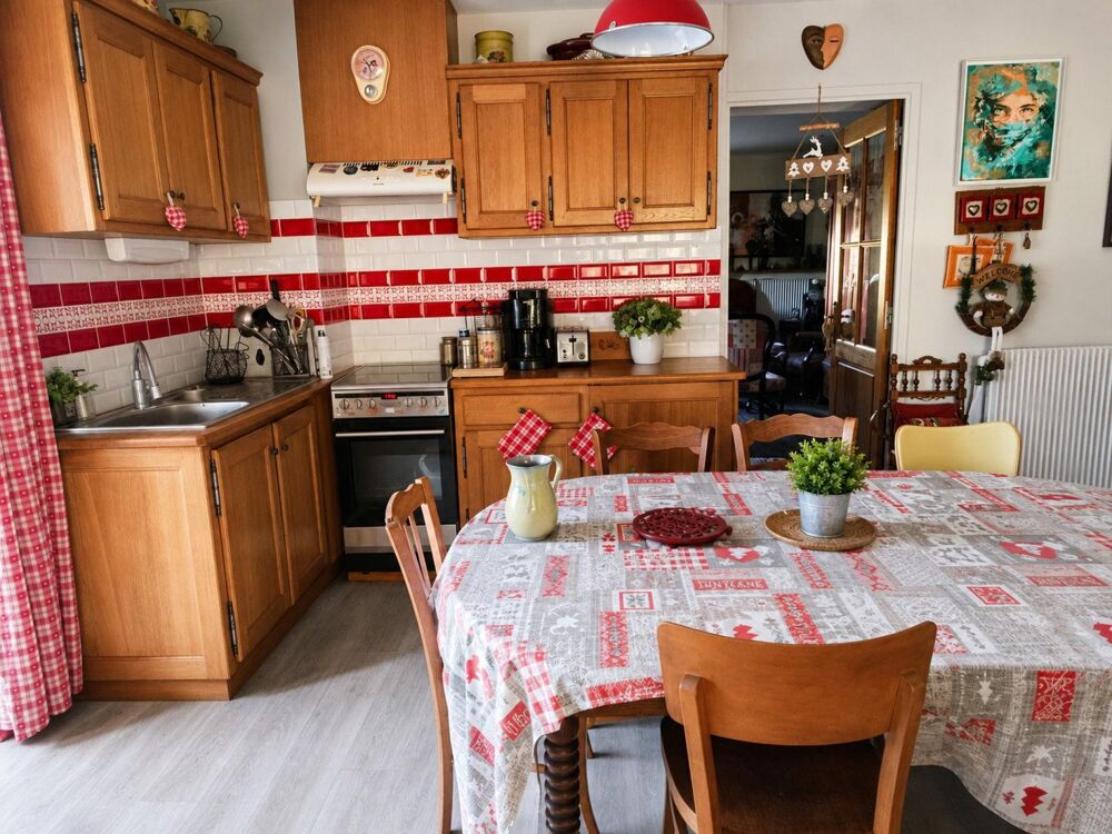 Ancienne ferme rénovée avec 5 à 6 chambres