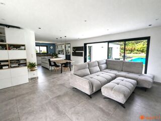  Maison à vendre 7 pièces 198 m²