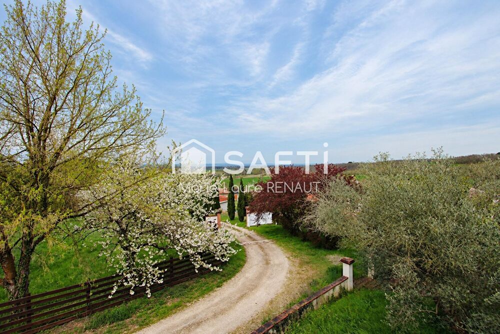 Vente Maison Maison de maître - 10 pièces - 7 chambres - 2,3Ha Parisot