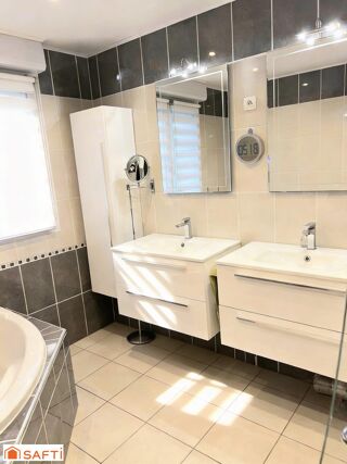  Maison � vendre 4 pi�ces 87 m�