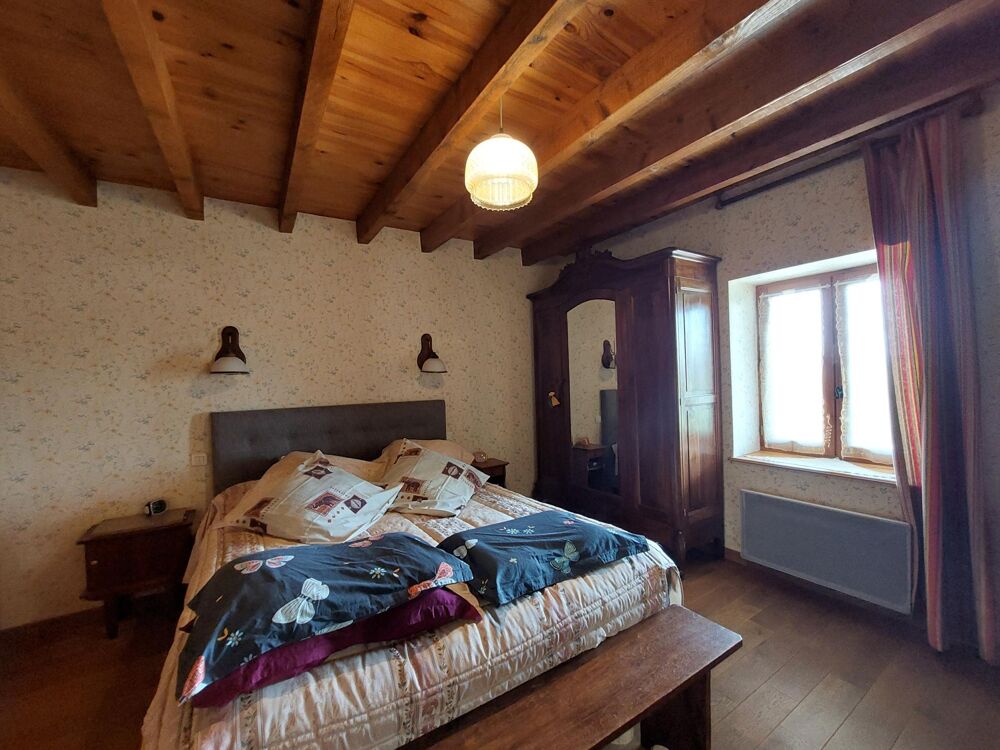 Vente Maison Maison sans vis à vis - secteur St Trivier de Courtes Saint-trivier-de-courtes