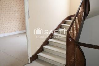  Immeuble à vendre 179 m²