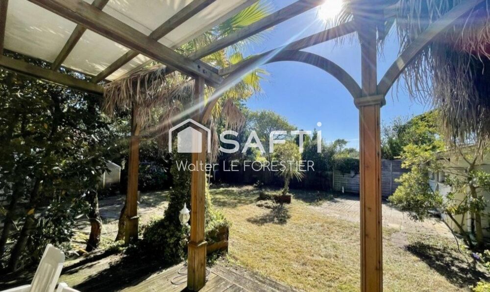 Vente Maison Grande maison spacieuse sur beau terrain - secteur très recherché Ares
