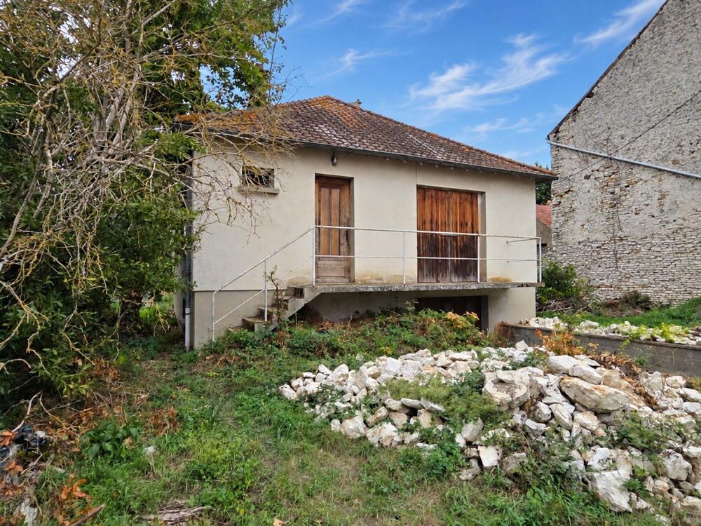 Une maison à réinventer au coeur du village de Guernes
