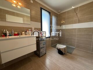  Maison � vendre 6 pi�ces 150 m�