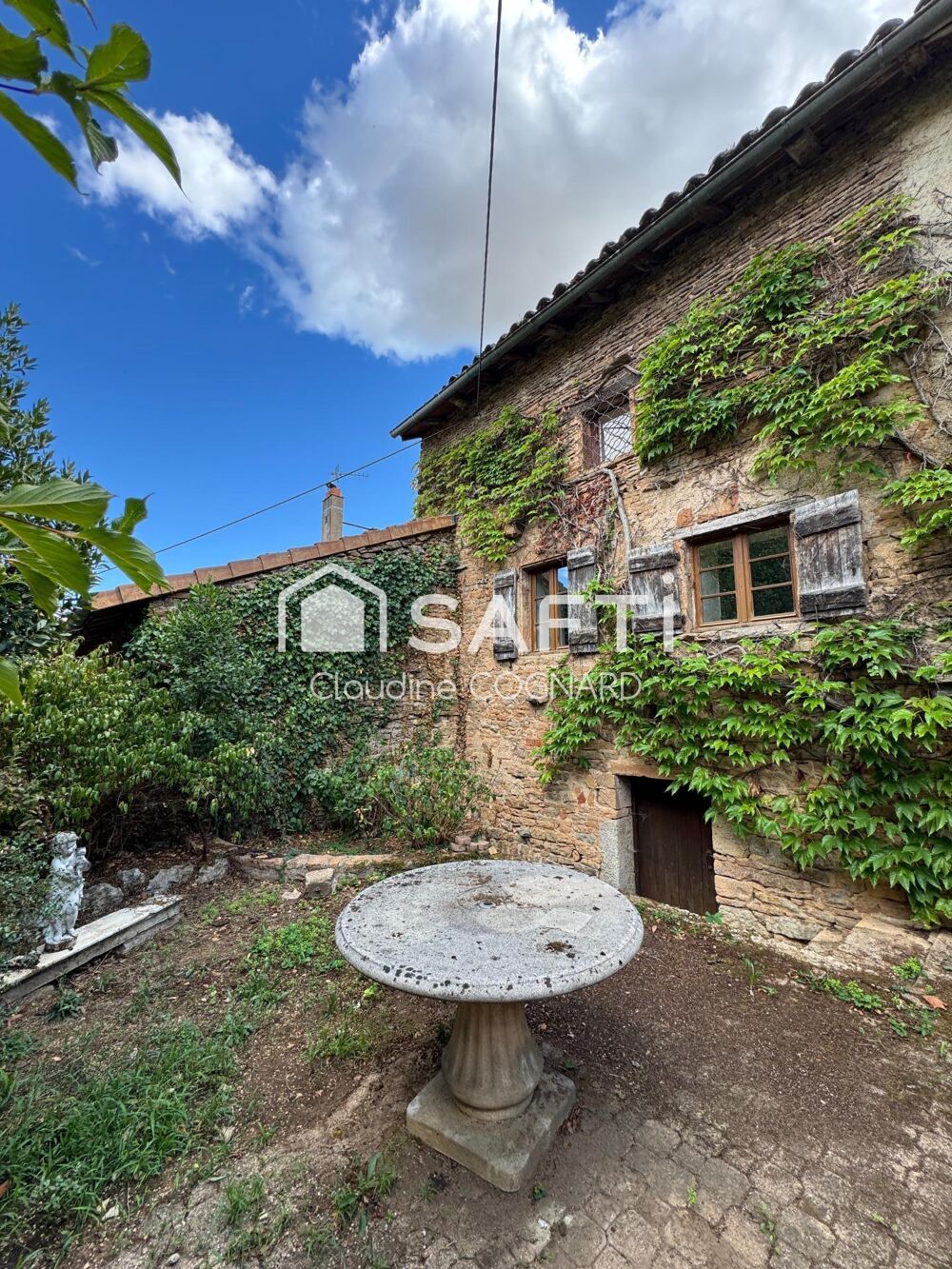 Vente Maison Maison pleine de charme, terrasse et beau potentiel Vergisson