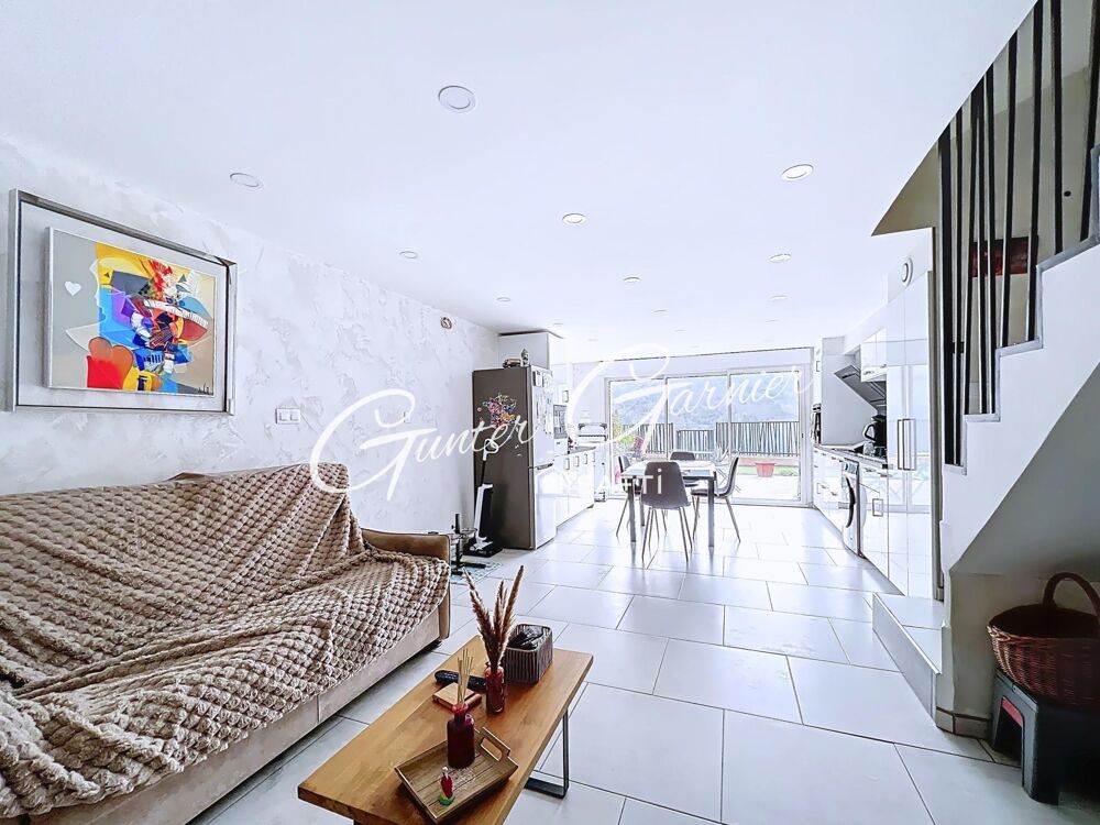 Vente Maison Maison de village - Vue panoramique - Jardin - Terrasse tropézienne - Nature souveraine et douceur de vivre Les mayons